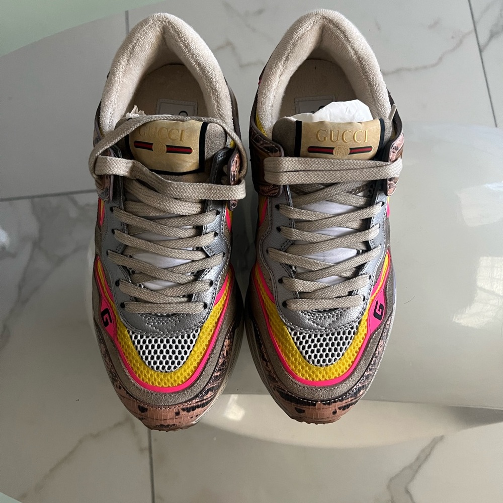 Gucci sneakers